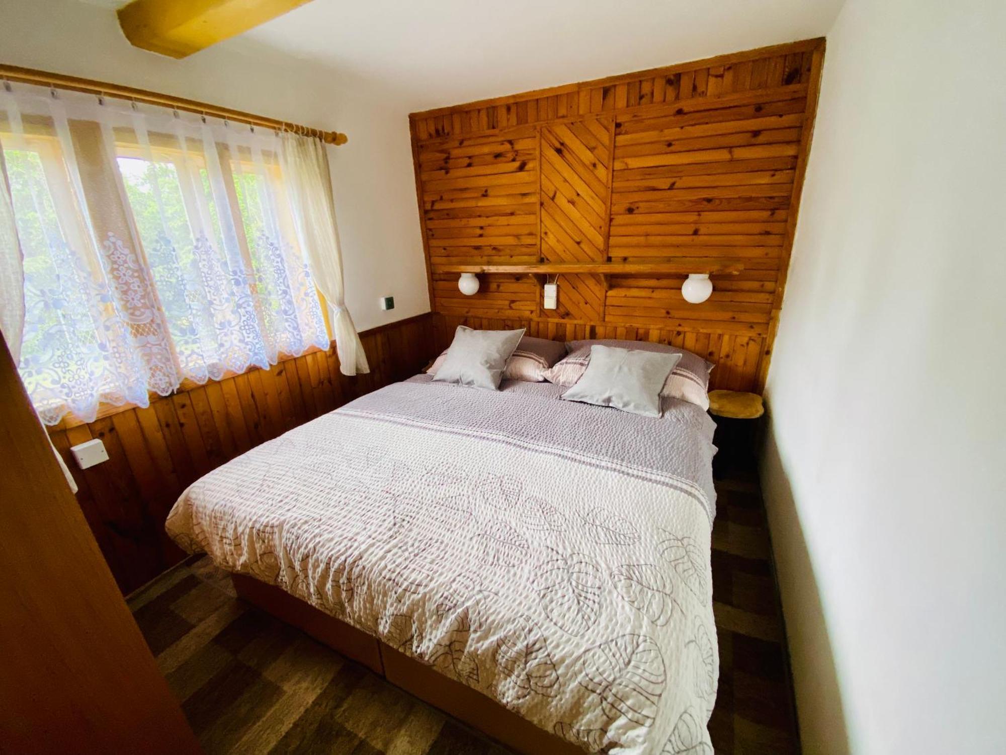 Chaloupka V Ceskem Raji Apartment Blata Екстериор снимка